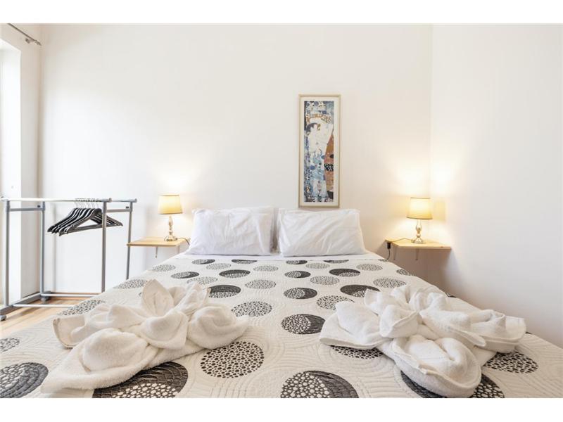 2 Bedroom Apartment-hosted By Sweetstay * Sliema
